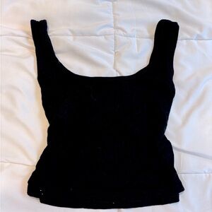 black tank top